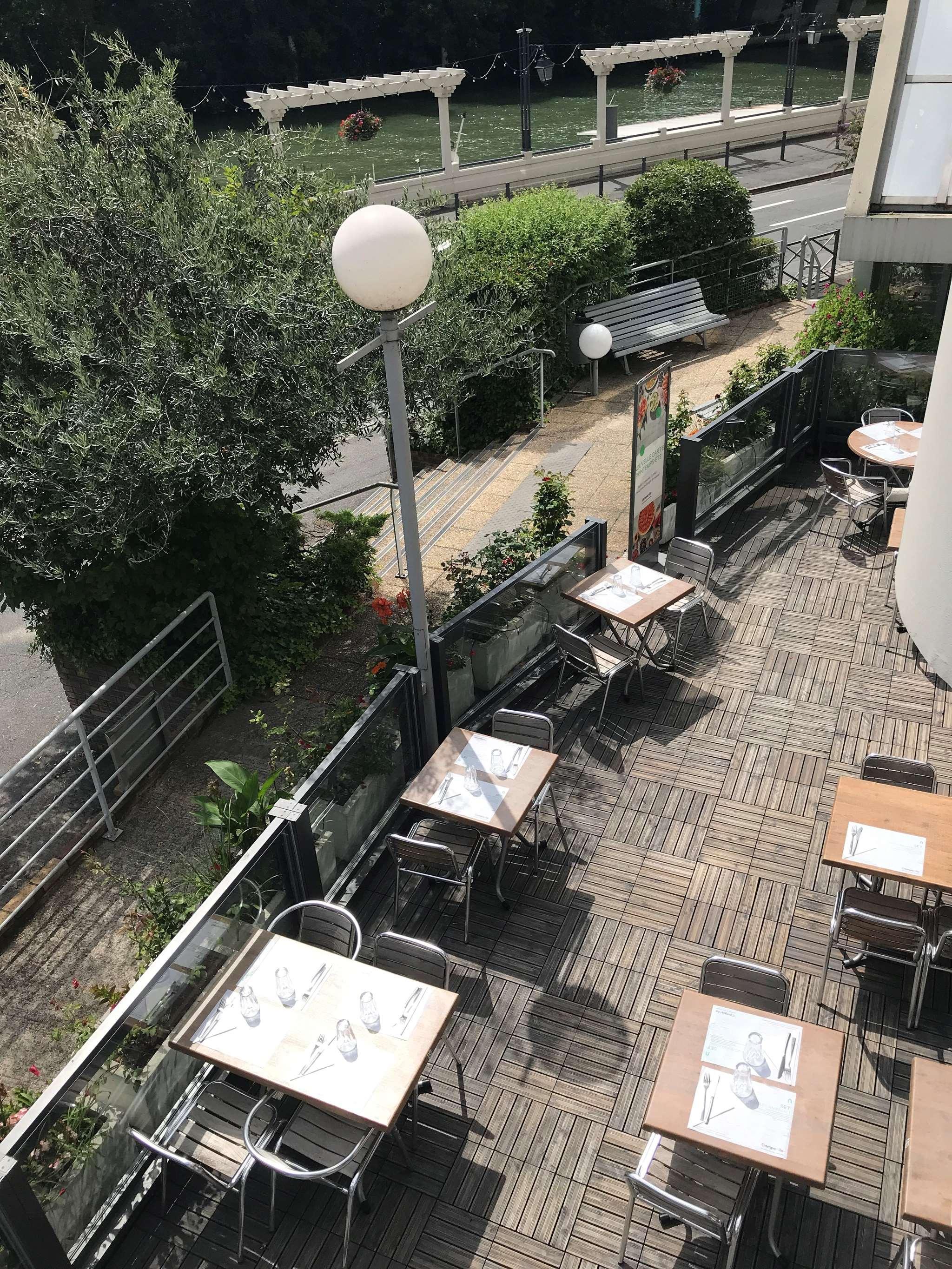钟楼诺杰苏尔玛娜酒店 Nogent-sur-Seine 外观 照片