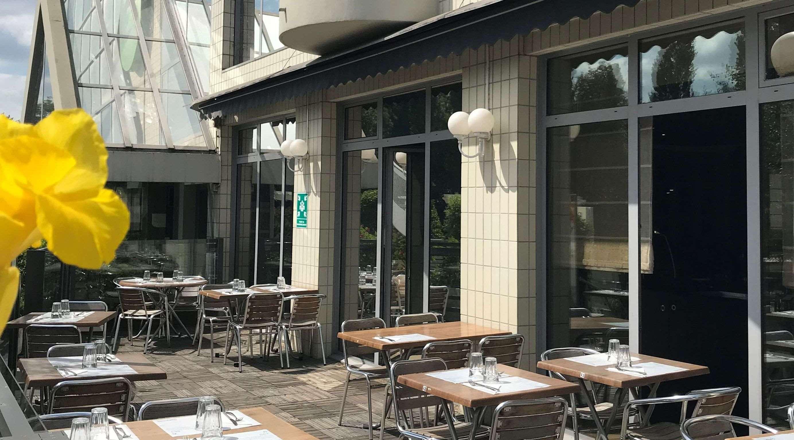 钟楼诺杰苏尔玛娜酒店 Nogent-sur-Seine 外观 照片