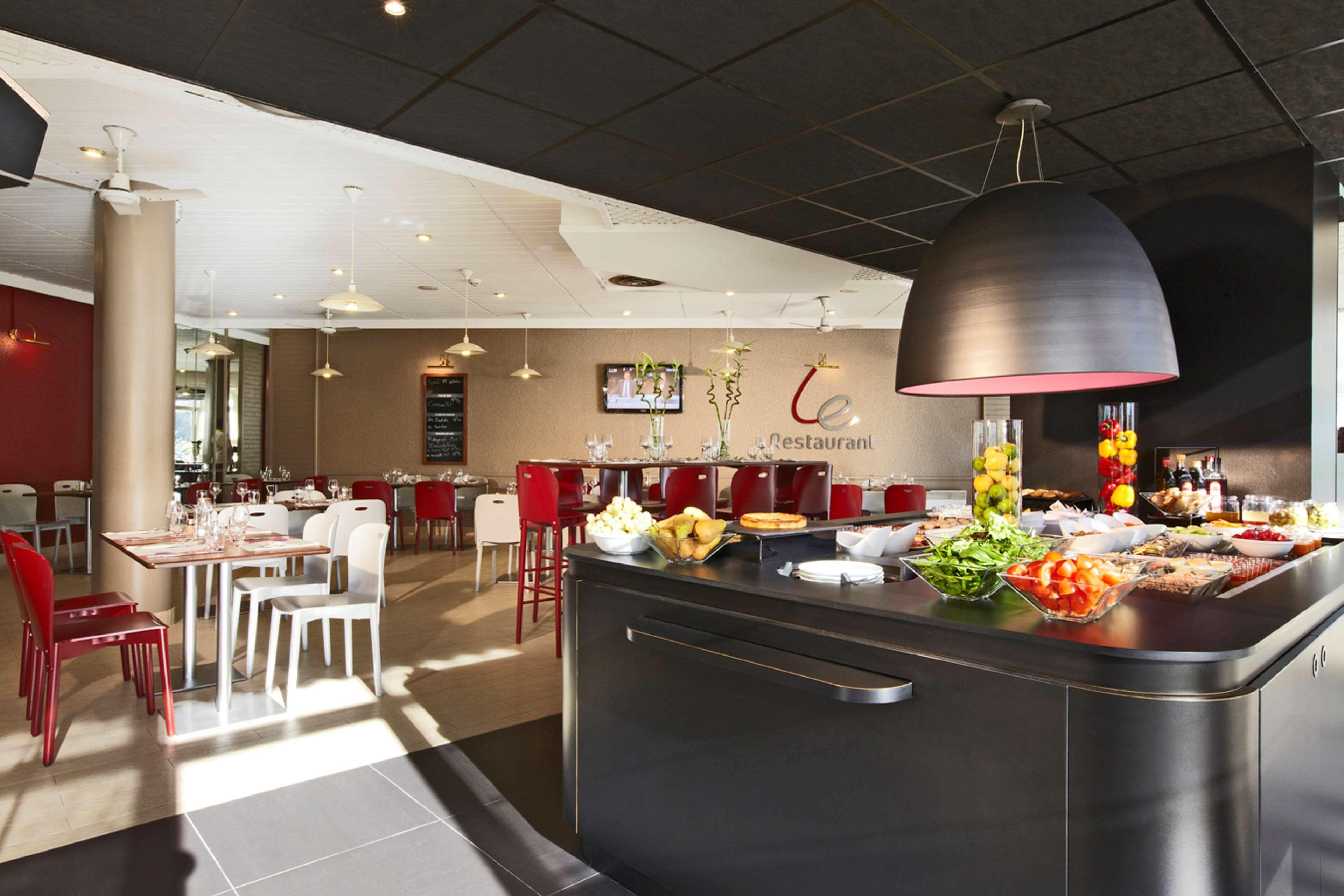 钟楼诺杰苏尔玛娜酒店 Nogent-sur-Seine 外观 照片